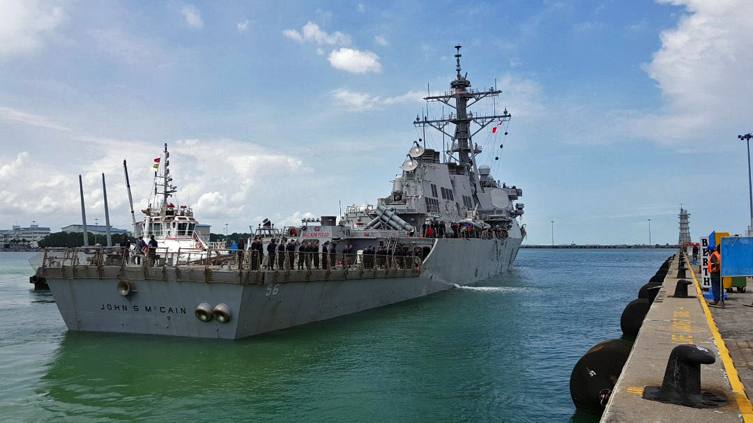 US Navy Dismisses Warship Commander After Photo of Backward Rifle