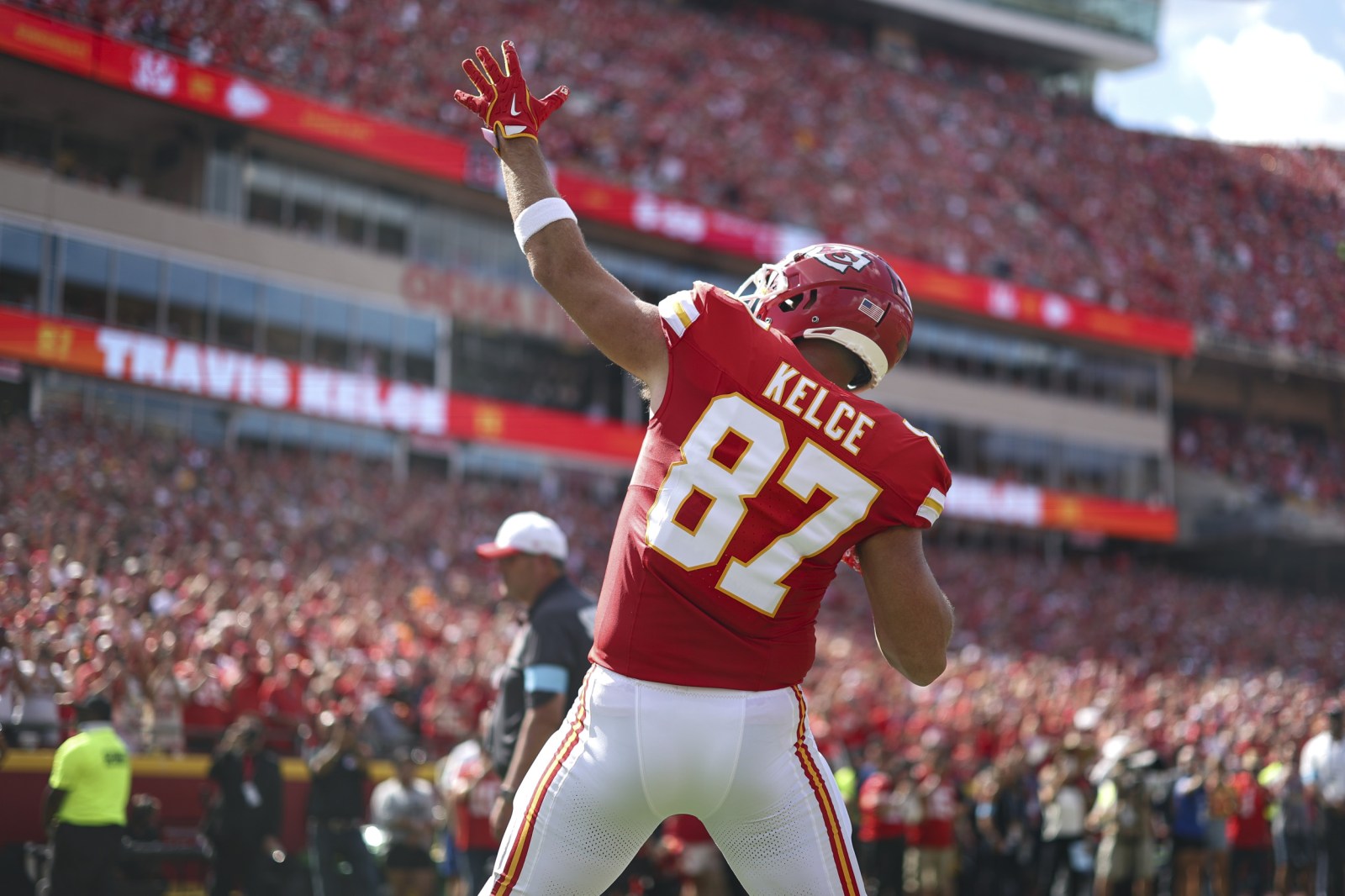 Travis Kelce Fan Weeps at Chiefs Tickets Birthday Surprise - Newsweek