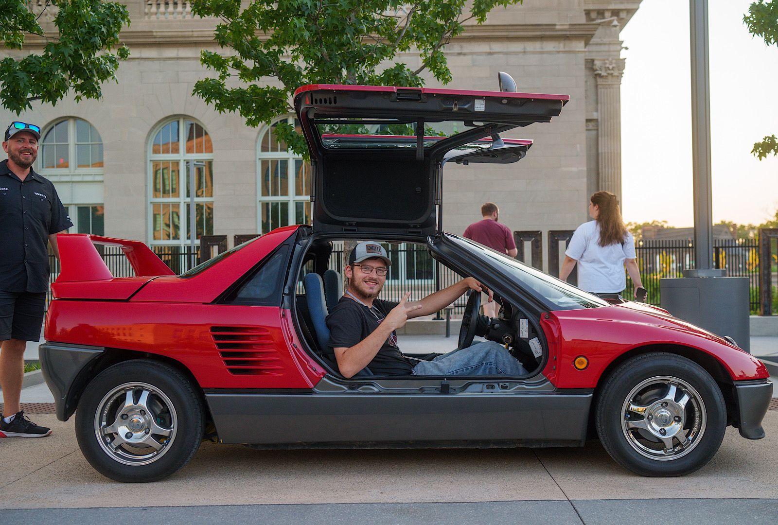 A New Generation of Buyers Is Changing the Antique Car Market - Newsweek