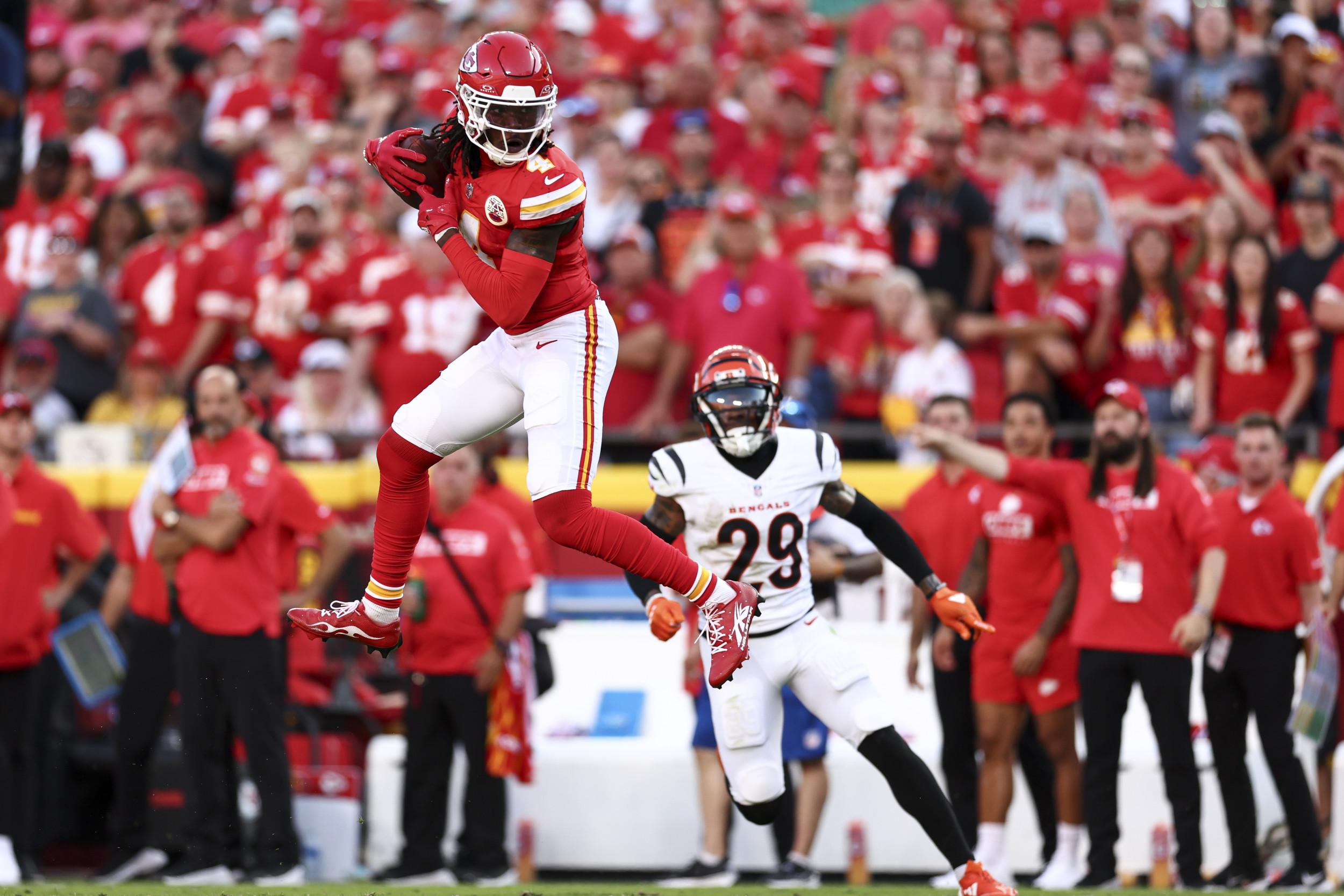 Chiefs Star Rashee Rice Carted Off Field After Suffering ...