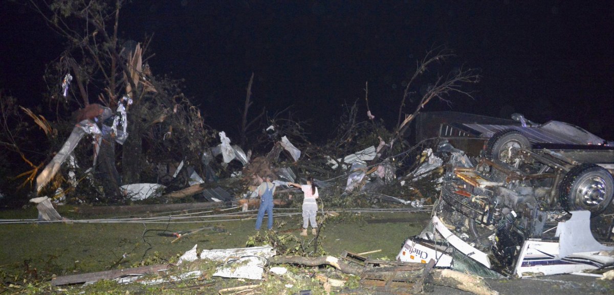 At Least 17 Killed As Tornadoes Rip Through Arkansas, Oklahoma - Newsweek
