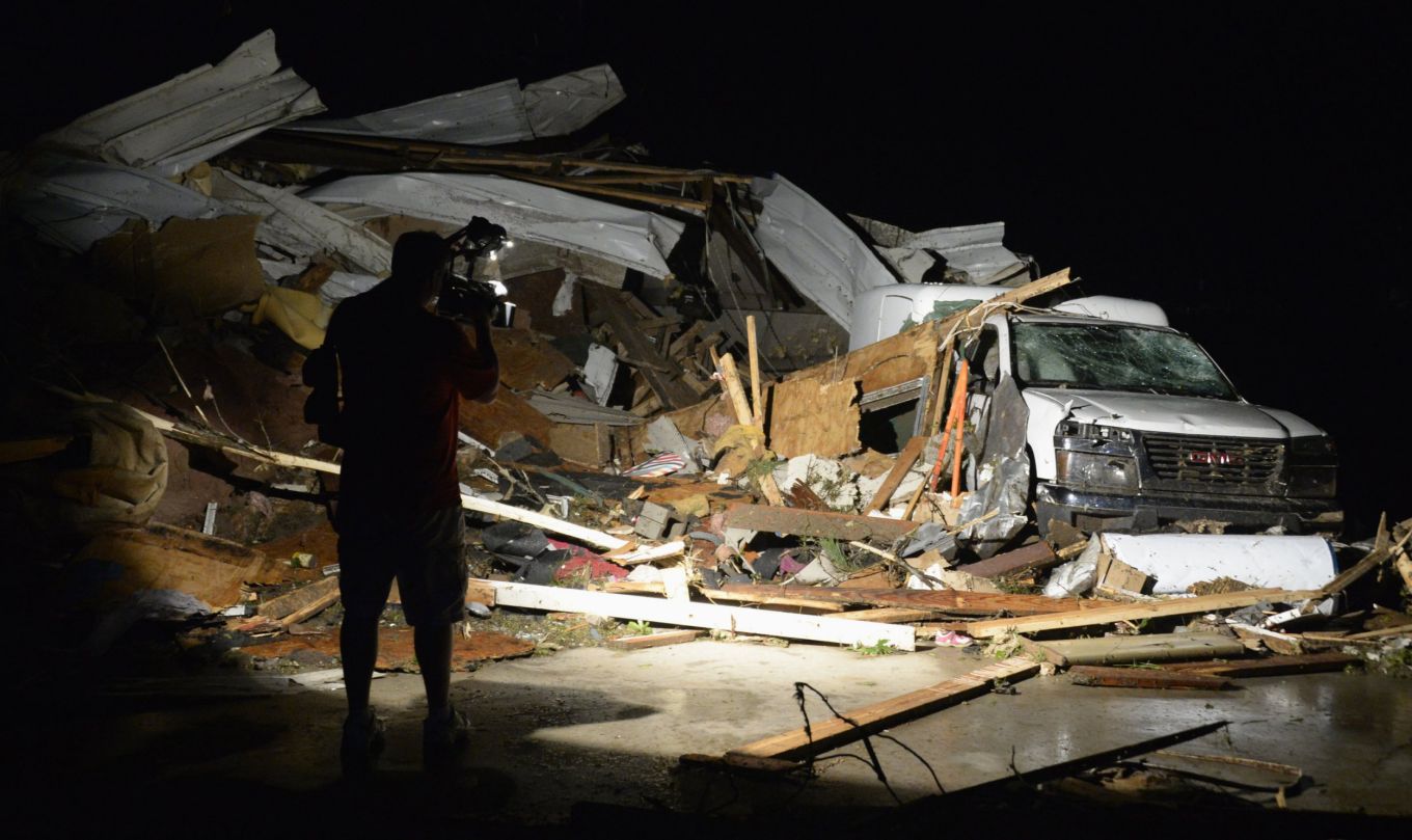 At Least 17 Killed As Tornadoes Rip Through Arkansas, Oklahoma - Newsweek
