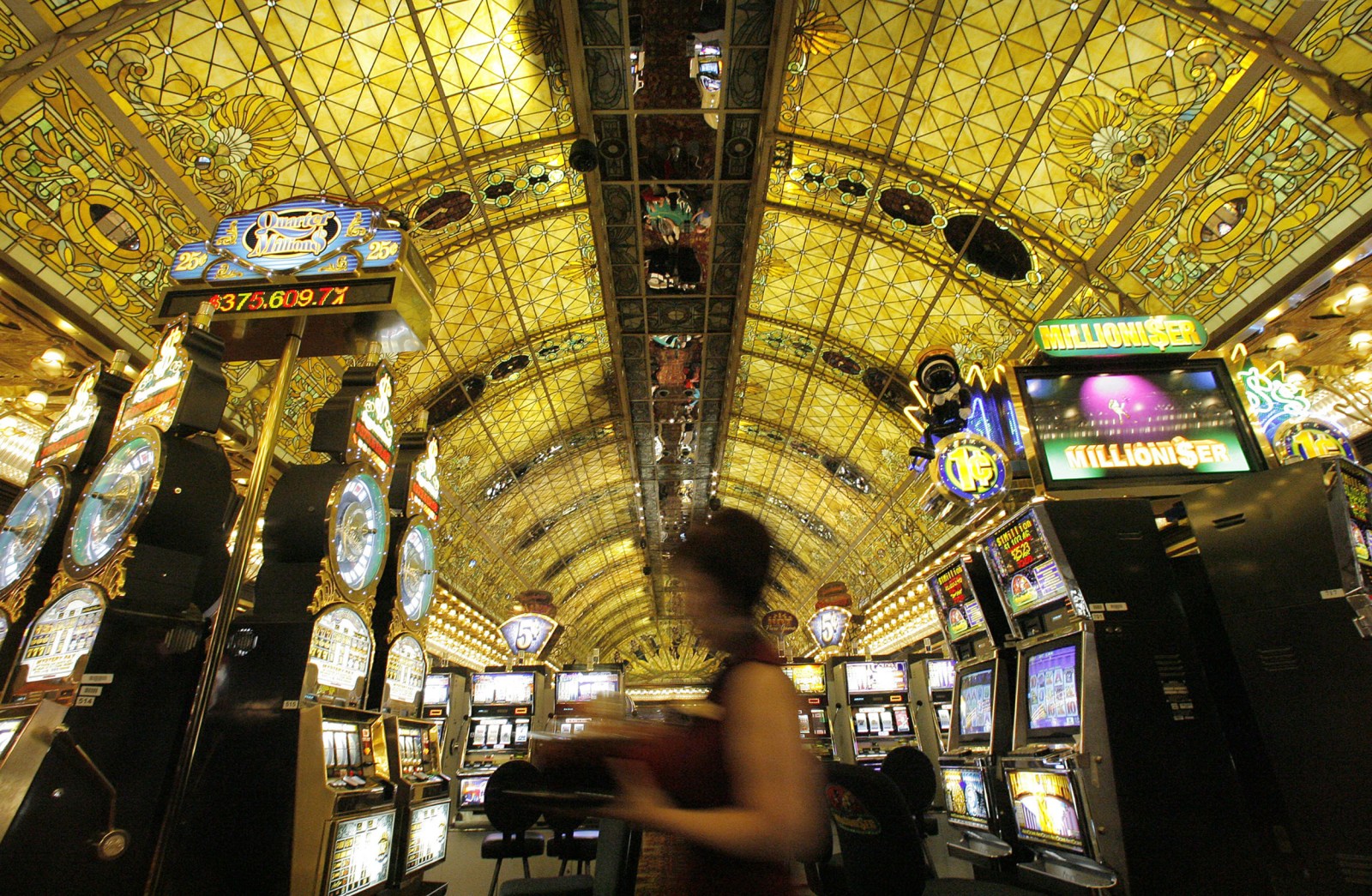 2491199-las-vegas-tropicana-casino-hotel