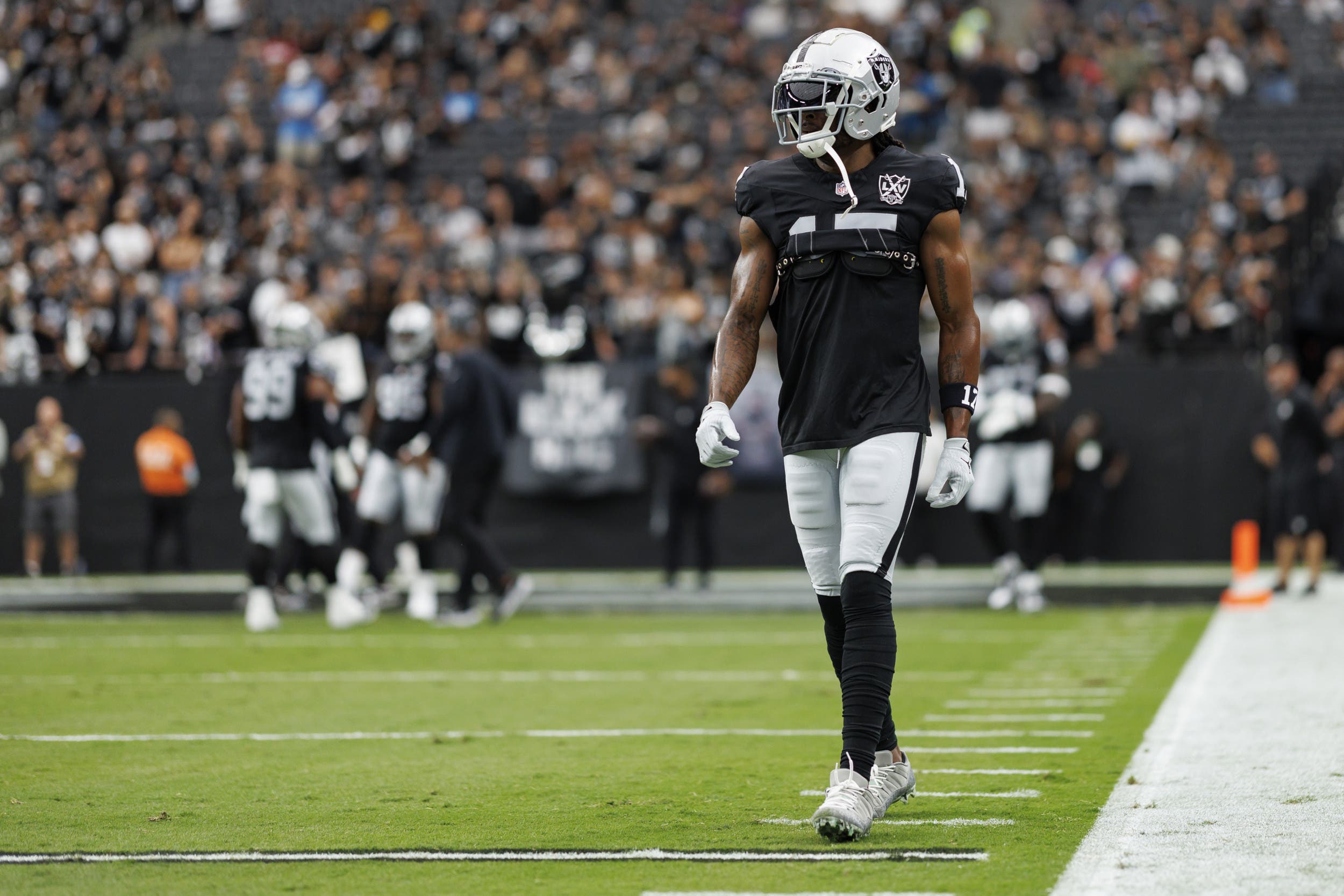 NFL LV Raiders Davante Adamsダバンテ・アダムスWR Latest On Raiders WR Davante Adams