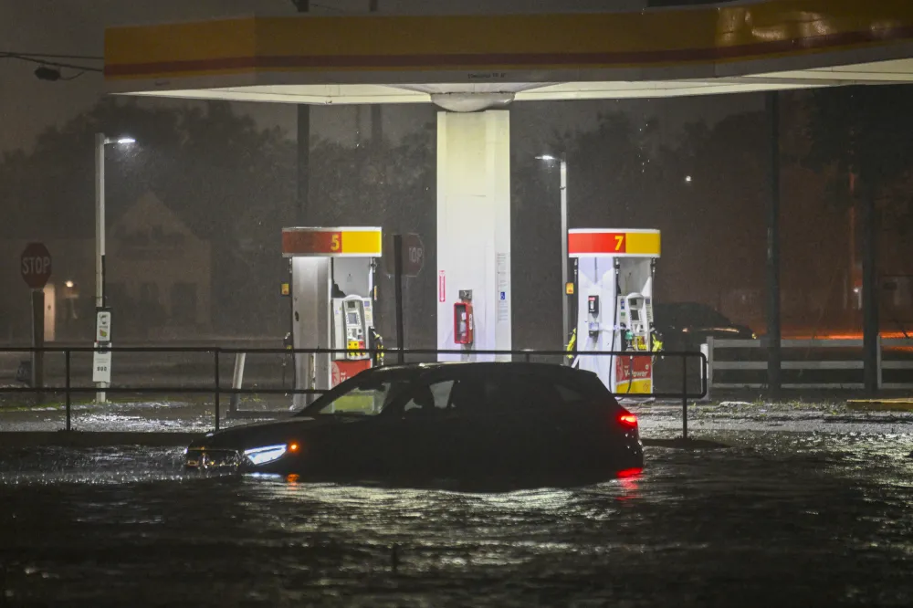 More Than 3 Million Without Power in Florida as Hurricane Milton Hits ...