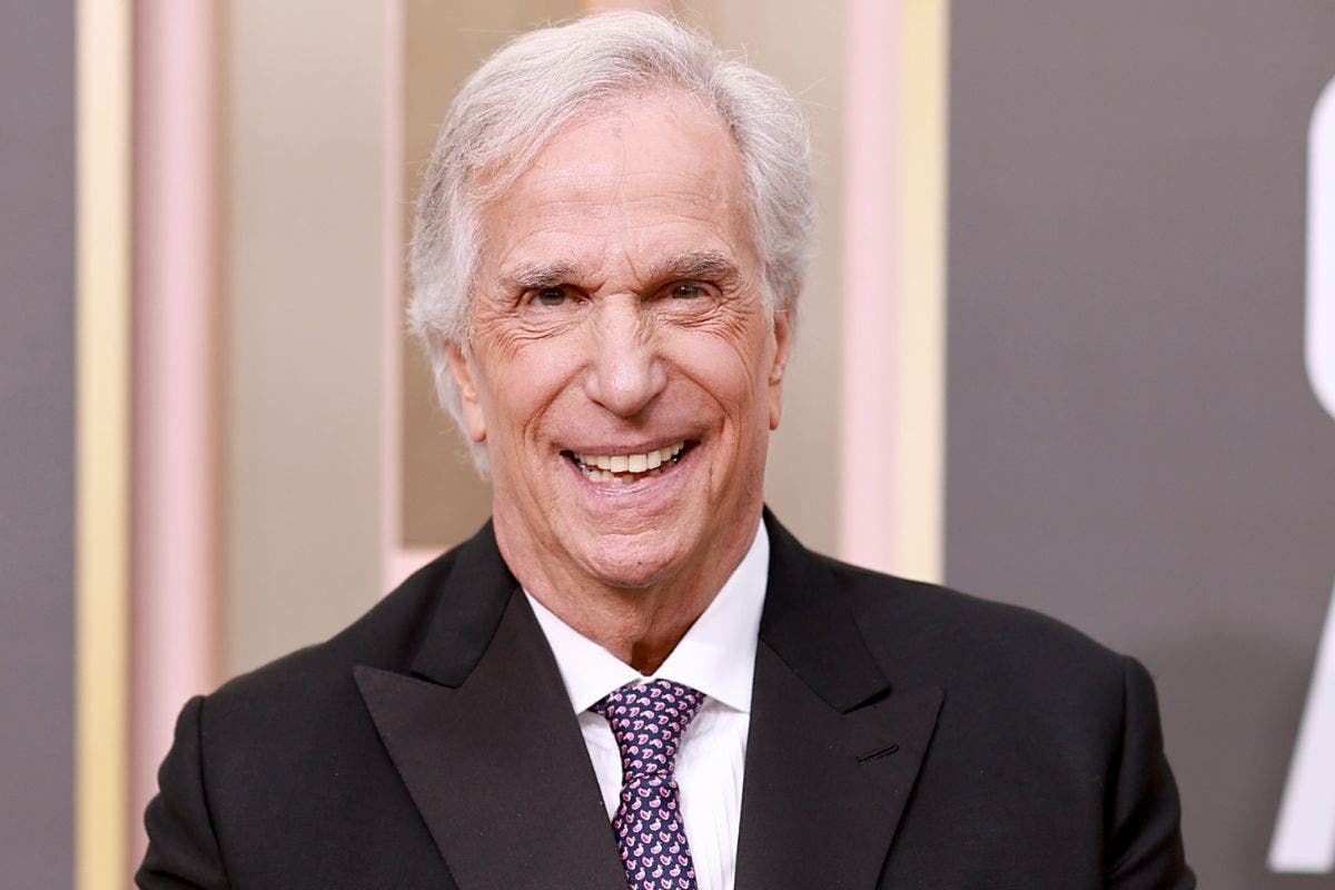 Henry Winkler Speaks Out on 'Mean' Actor Who Wanted to 'Rip' His Head Off -  Newsweek