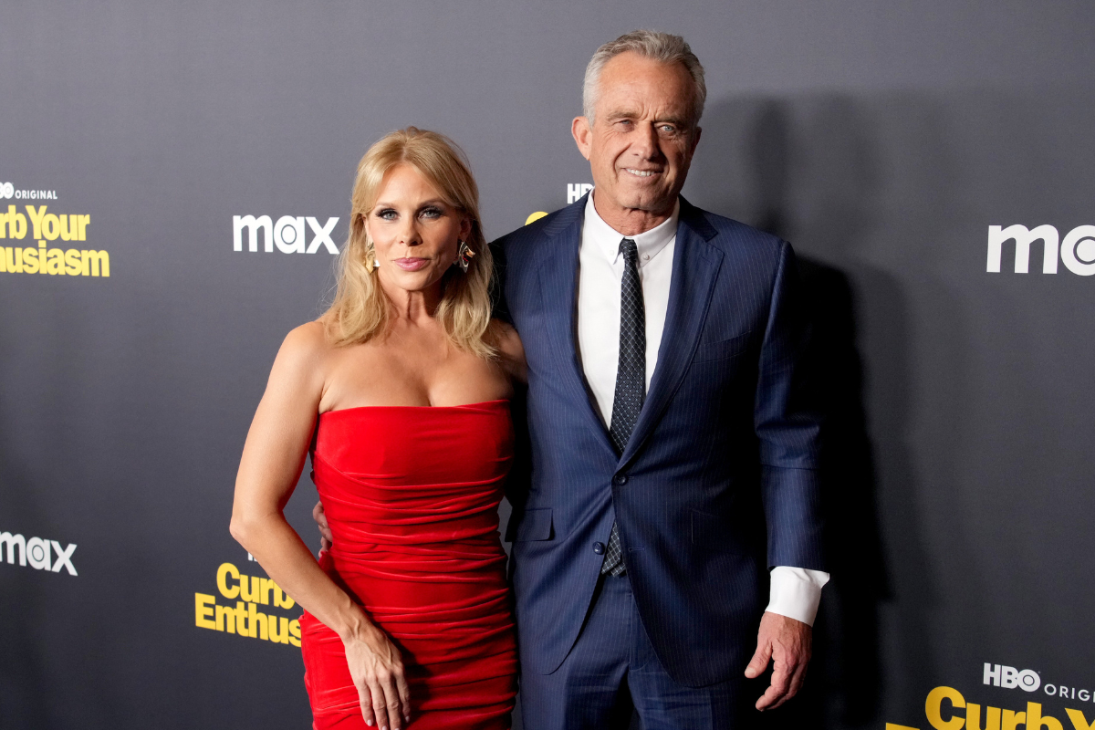 Cheryl Hines Husband