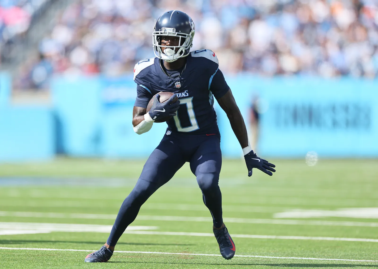 Calvin Ridley Drop Calvin Ridley Calls Out Titans Offense For Lack of Production - Newsweek