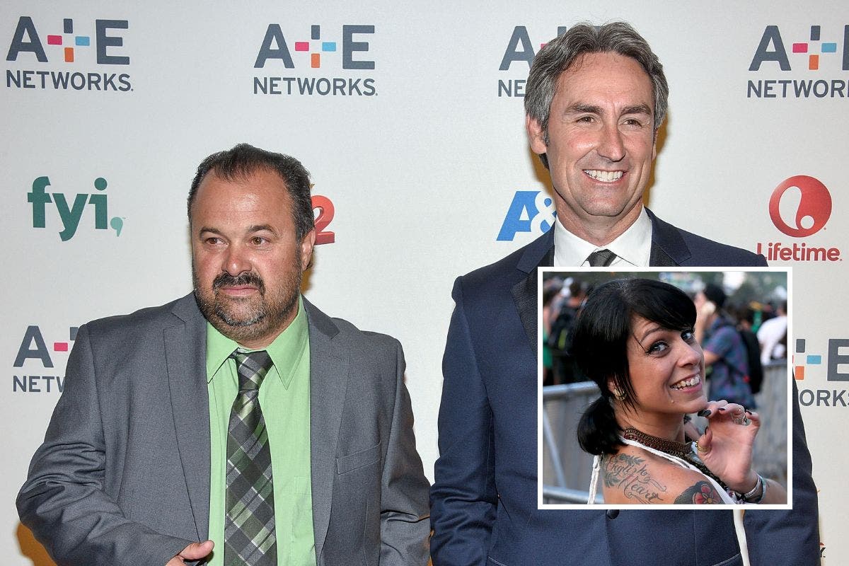 American Pickers' Stars Danielle, Mike Exchange Words After Frank's Death -  Newsweek