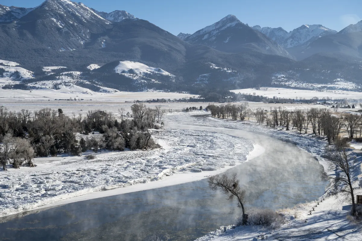 Montana Weather: Heavy Snow To Make Travel 'Impossible' - Newsweek