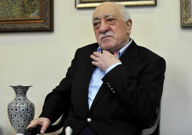 Turkish Spiritual Leader Fethullah Gülen Dies in U.S. - Newsweek