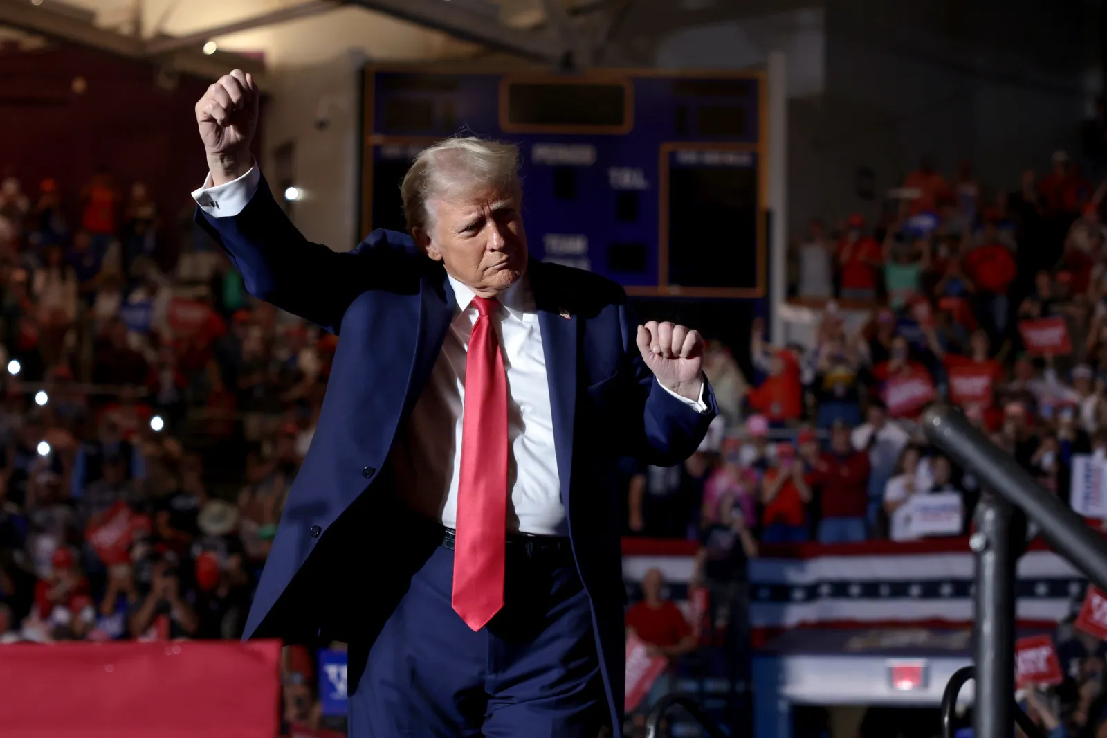 Verbal Rally What’s Behind Trump’s ‘Many People Are Saying’ Verbal Tic: Podcaster ...