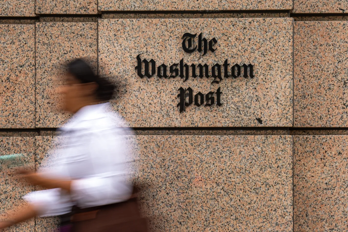 Stephen King Cancels Washington Post Subscription as Paper Faces ...