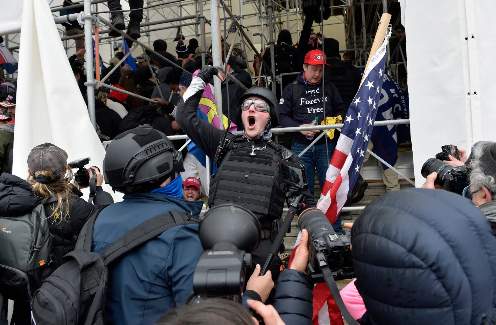 Un Rioter January 6 Rioters Celebrate Likely Trump Pardon: ‘Finally Coming Home ...