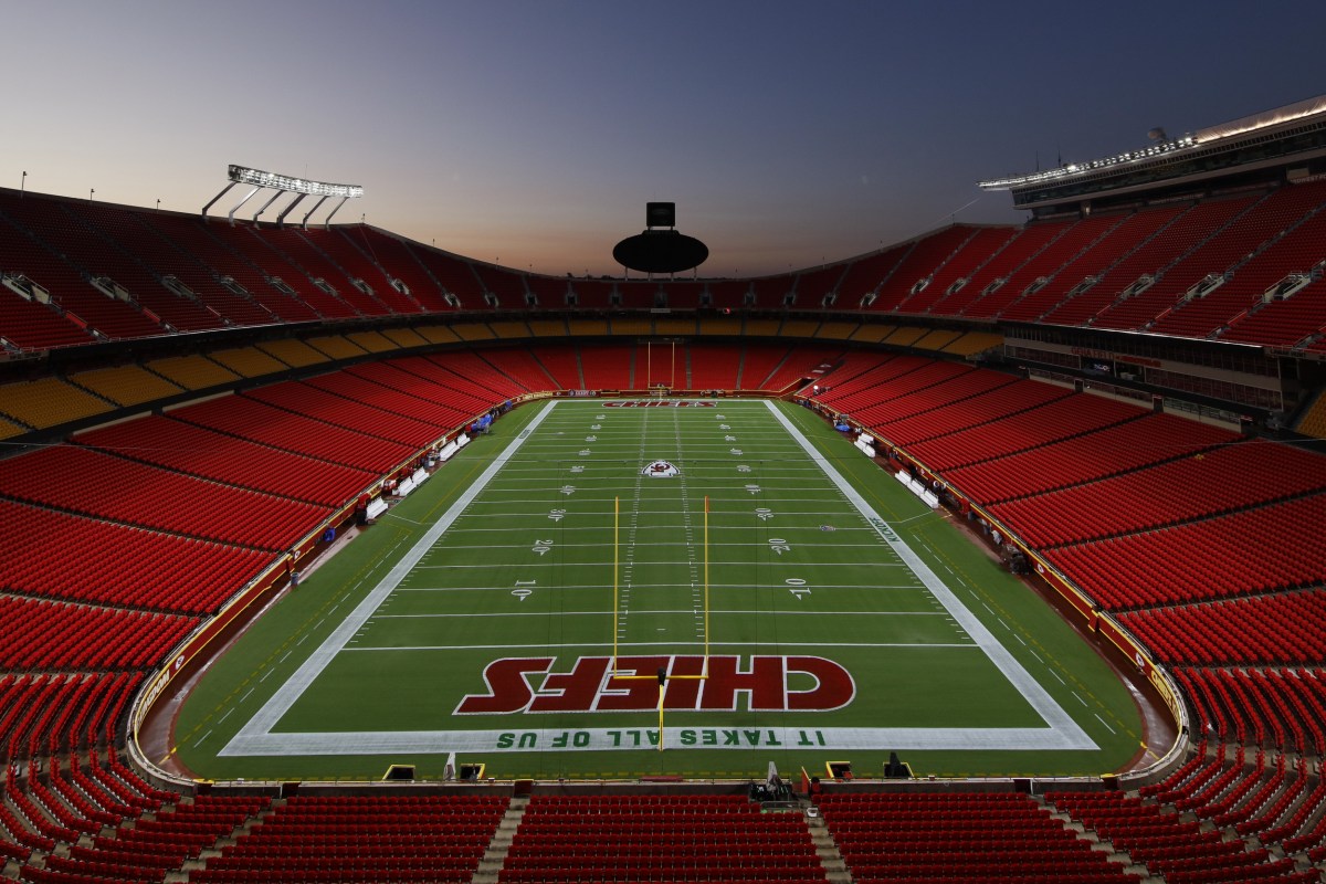 Chiefs Hire Research Group to Aid in Planning For Potential Relocation -  Newsweek