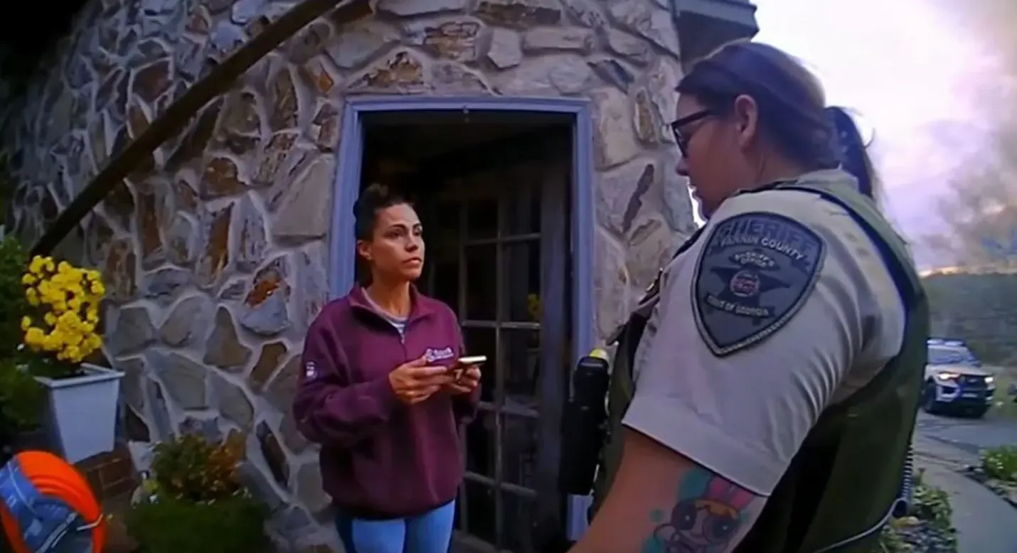 Georgia Mom Faces Jail Time for Letting 10-Year-Old Son Walk to Town ...