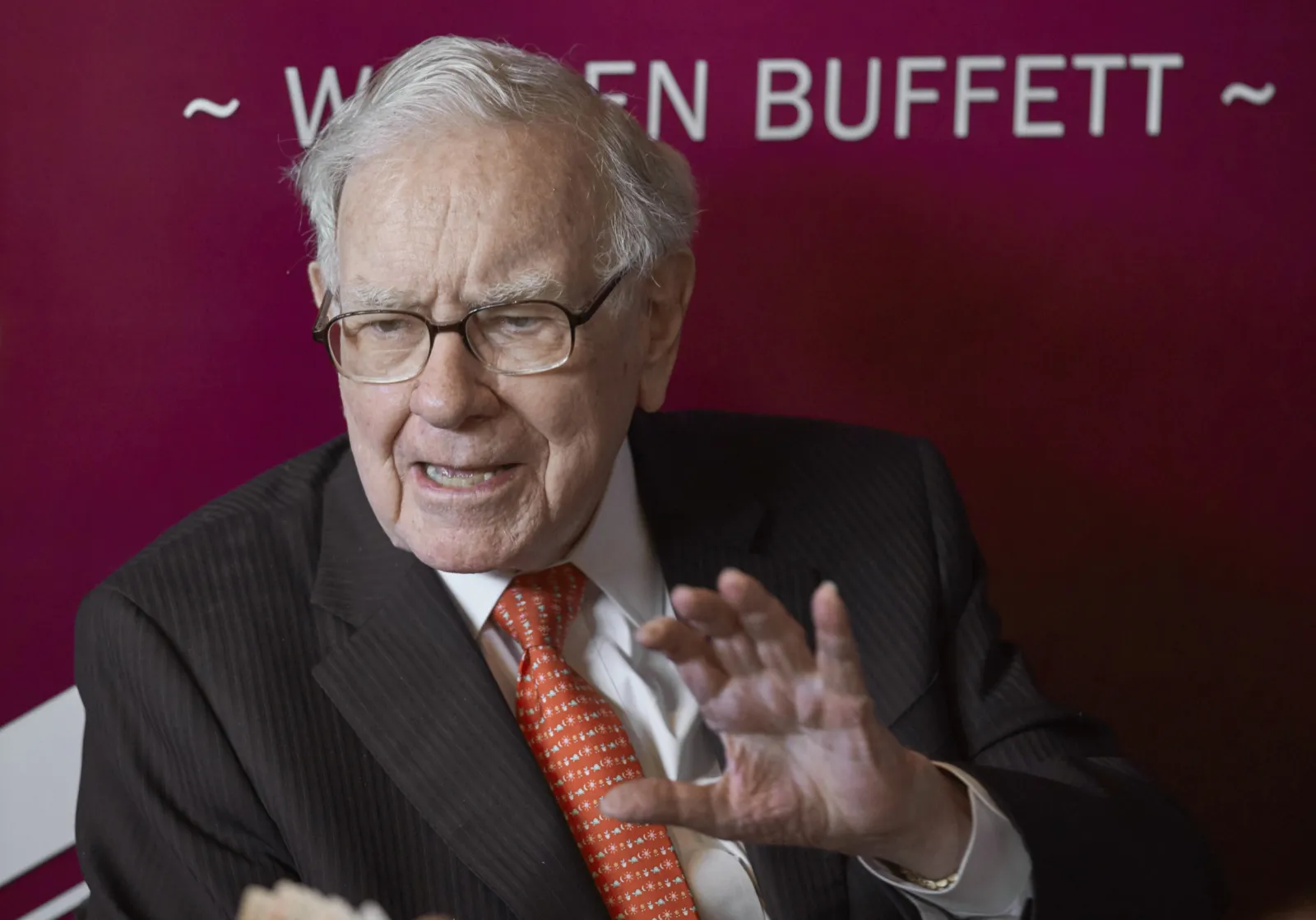 Warren Buffett Donates $1.1B in Stock and Updates Will - Newsweek