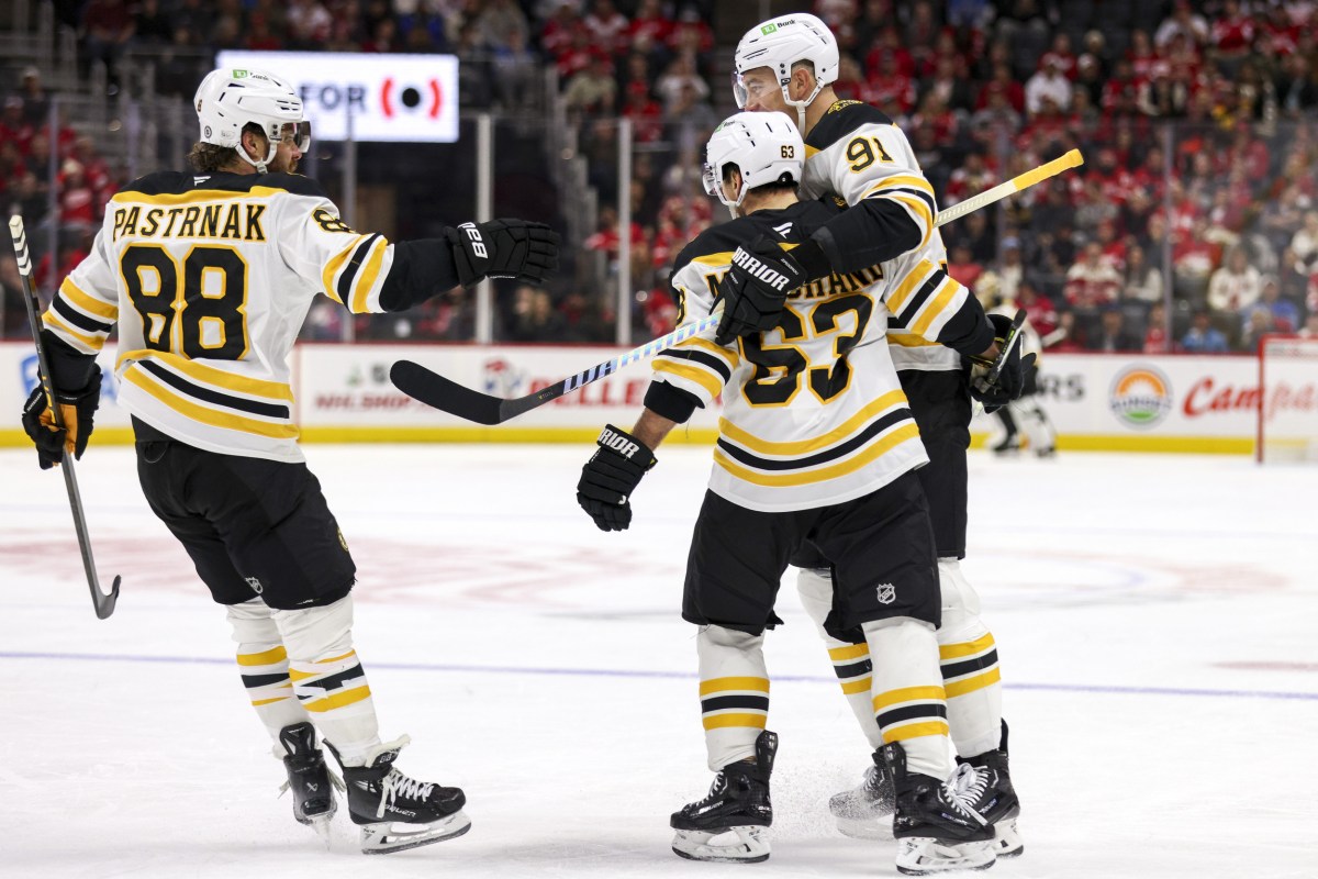 How to Watch Canucks vs Bruins, Live Stream NHL, TV Channel - Newsweek