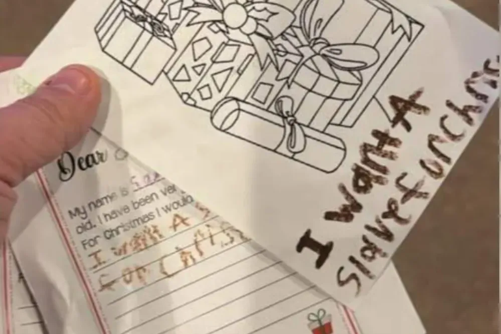 Racist Messages Left on Letters to Santa at Tennessee Museum - Newsweek