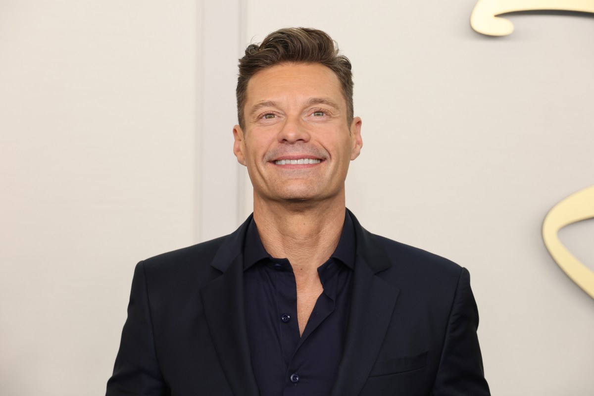 Why 'Wheel of Fortune' Fans Are Doubting Ryan Seacrest's Hosting Ability - Newsweek
