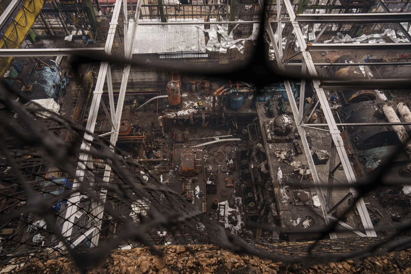 Ukrainian Energy Crews Work Through Winter To Restore Bombed Grid ...
