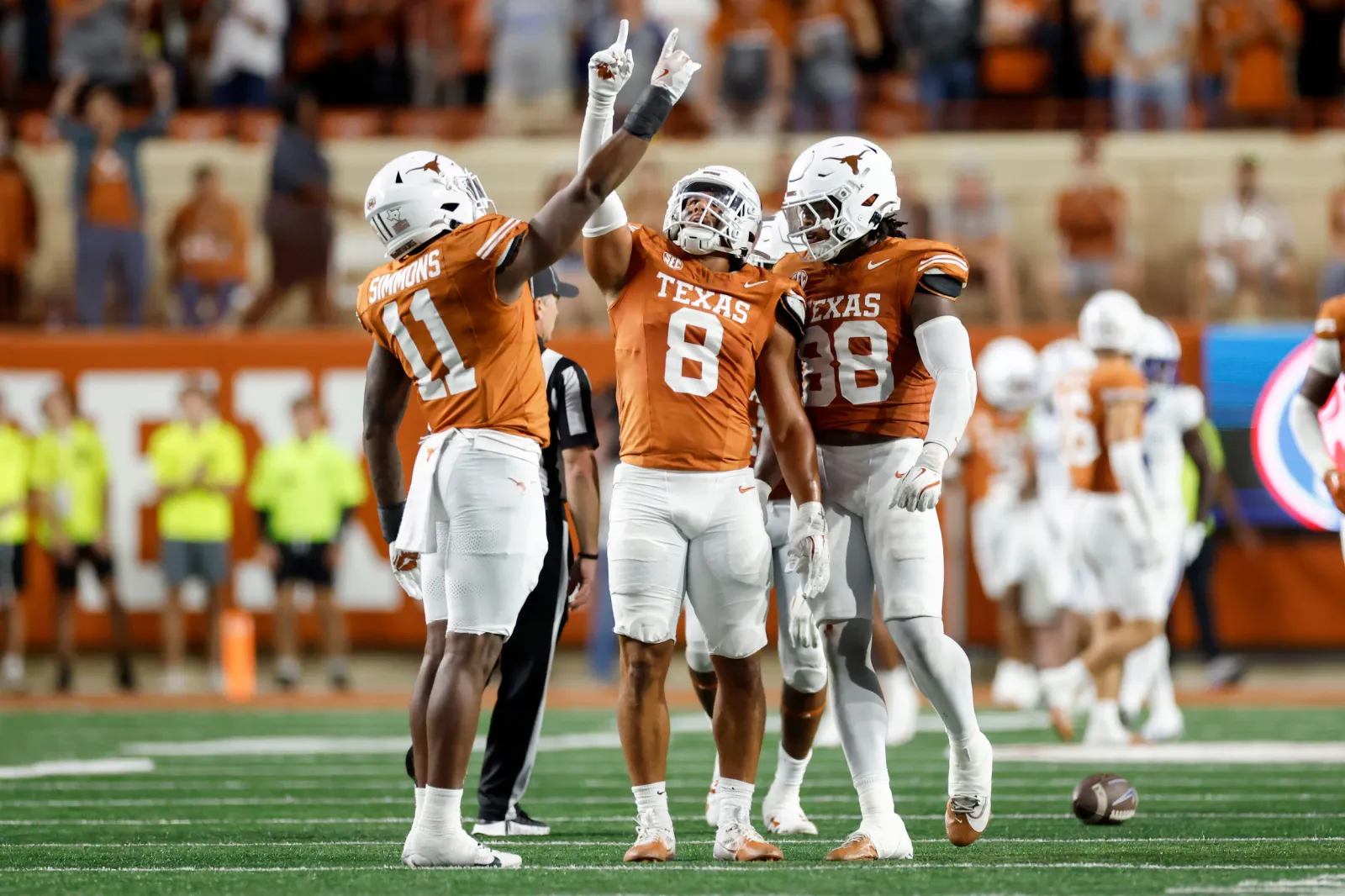 How to Watch Texas vs Texas A&M: Live Stream College Football, TV ...