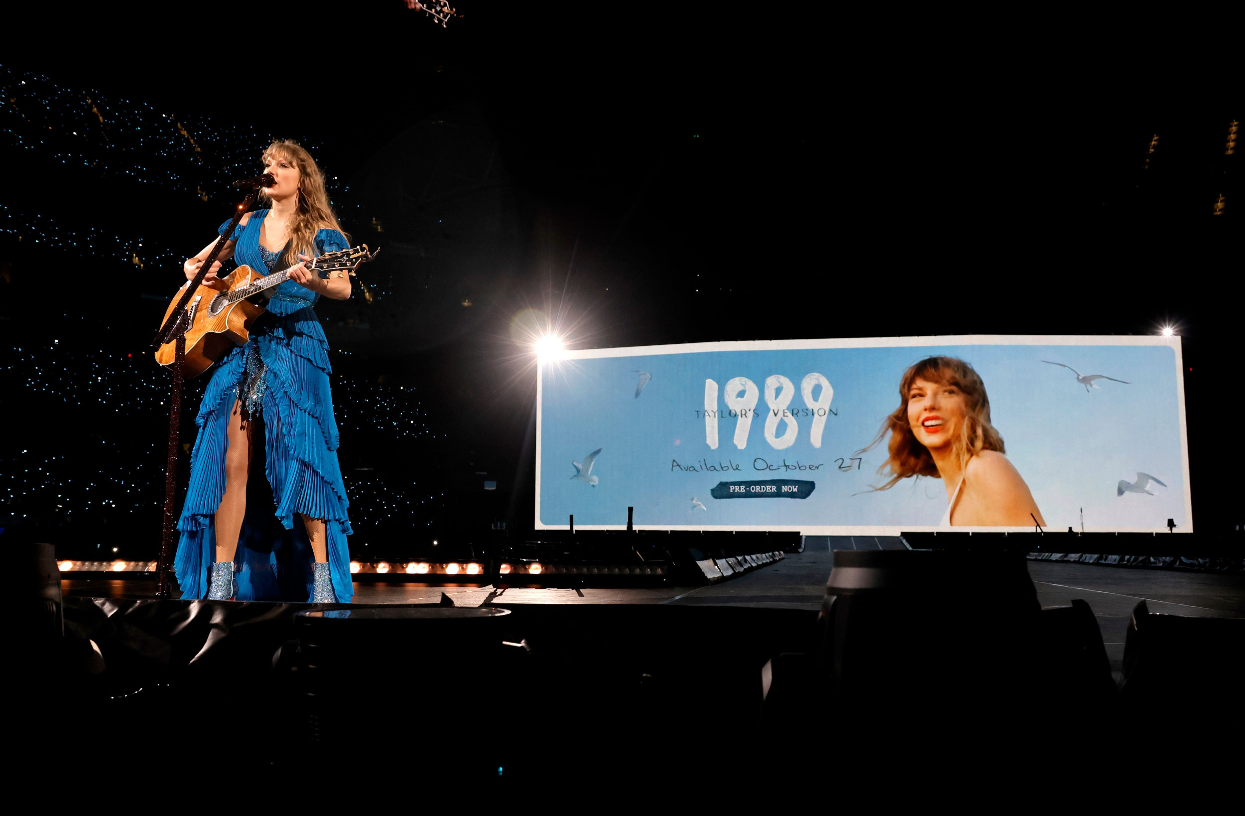 Taylor Swift Eras Tour: Singer Announces '1989 (Taylor's Version