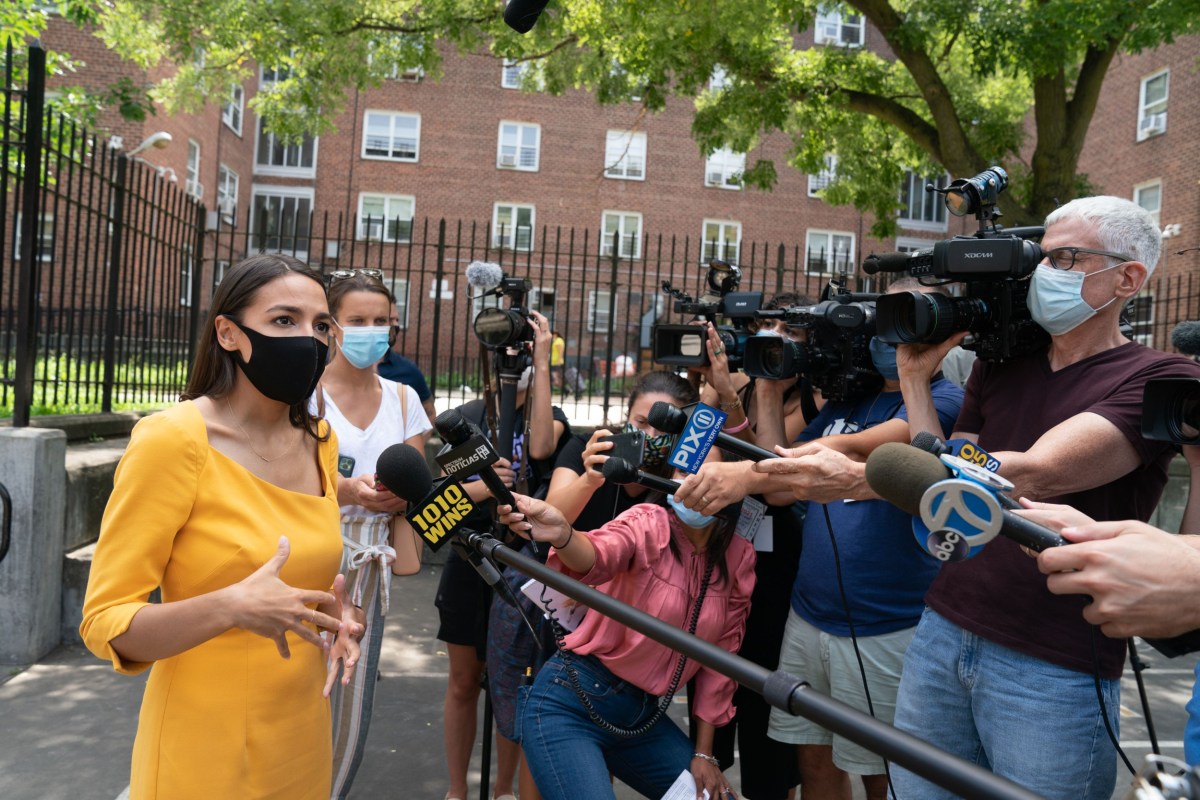 www.newsweek.com