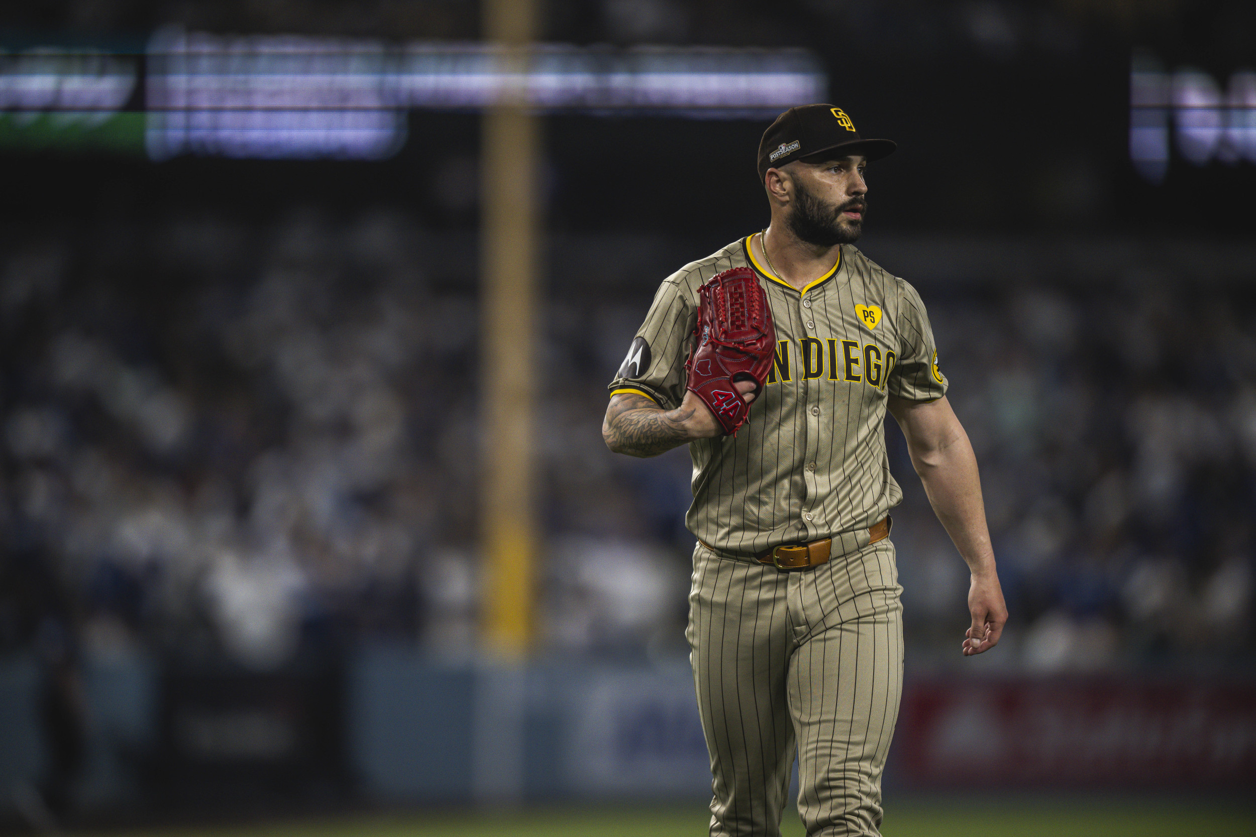 Dodgers Predicted To Steal Padres Tanner Scott In Free Agency