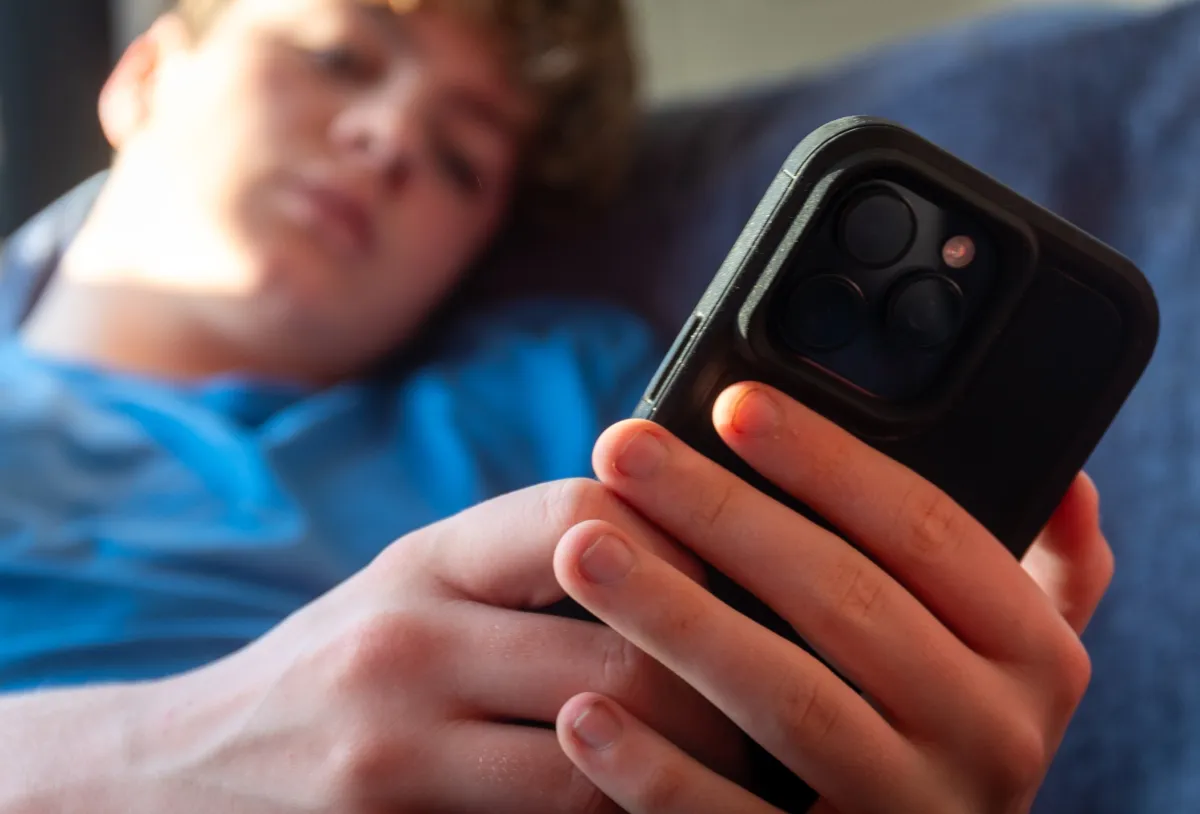 Social media's impact on our mental health and tips to use it safely