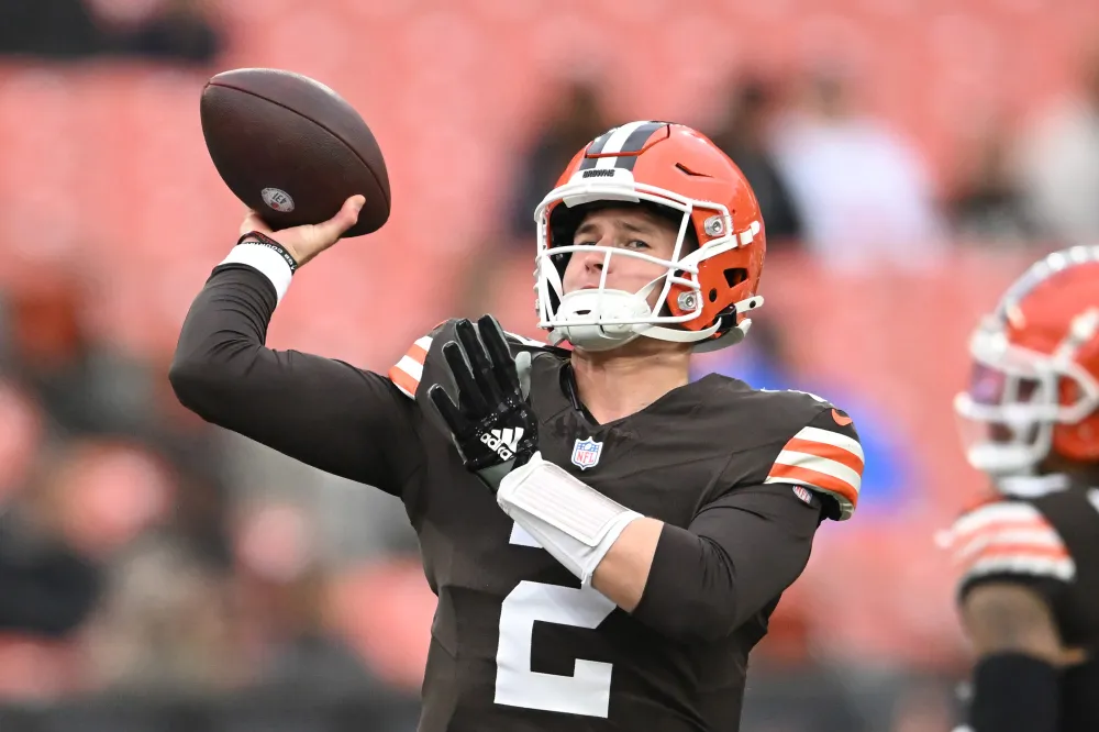 Browns Bench Quarterback Bailey Zappe Before First Quarter Ends - Newsweek