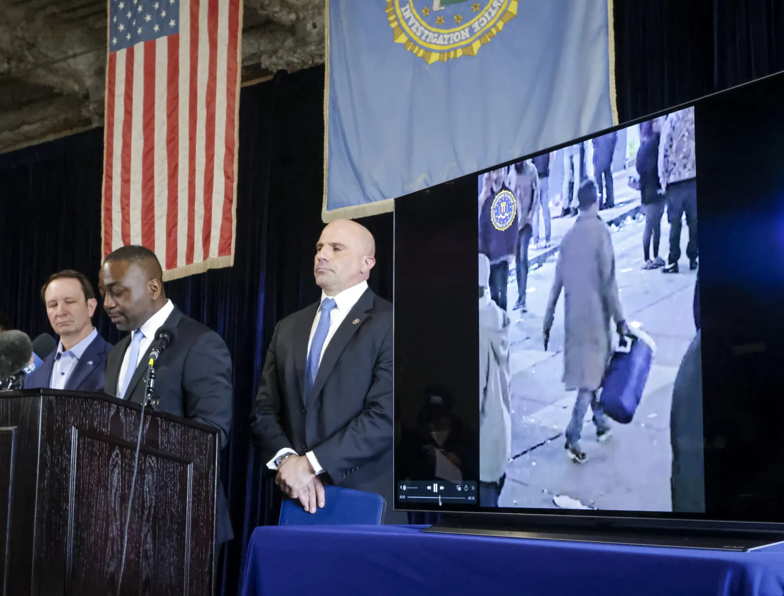 Meta Smart Glasses Used by New Orleans Attacker: What To Know - Newsweek