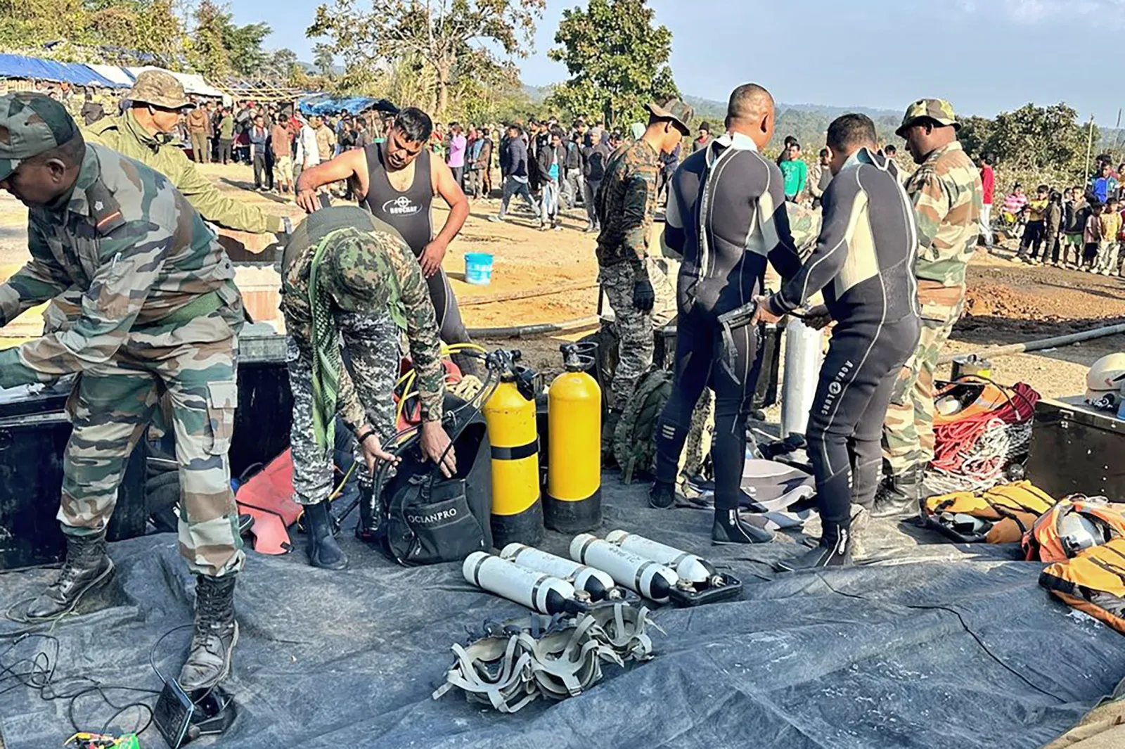 Army Mobilized to Save 9 Miners Trapped 300 Feet Underground - Newsweek