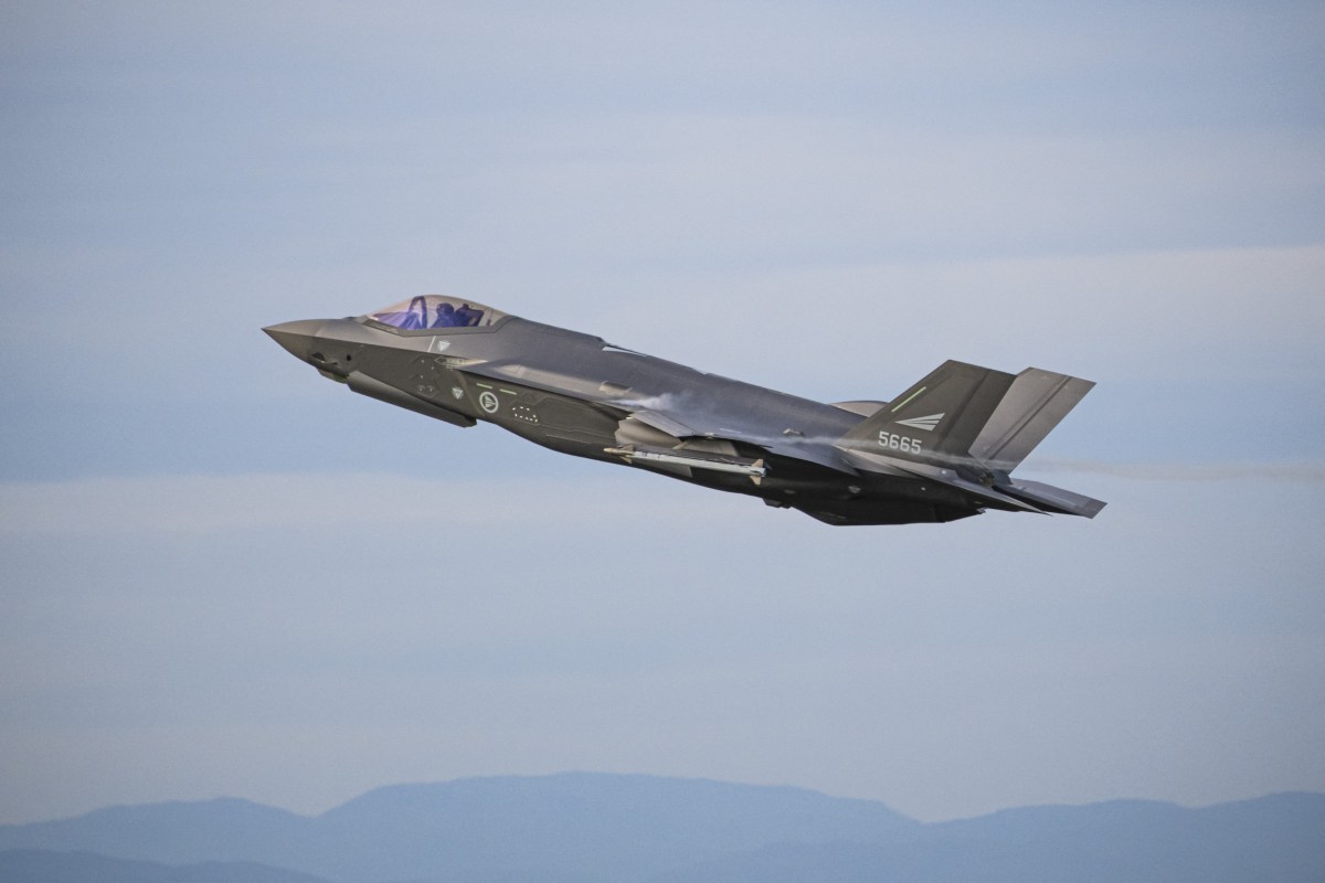 NATO scrambled Norwegian fighter Jets for first time against Russian attack