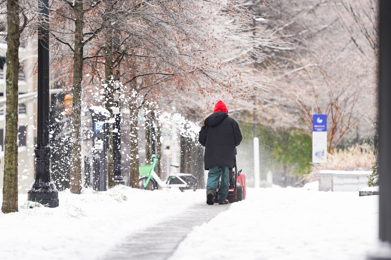 Winter Weather Warnings in 11 States As 14 Inches of Snow To Hit - Newsweek