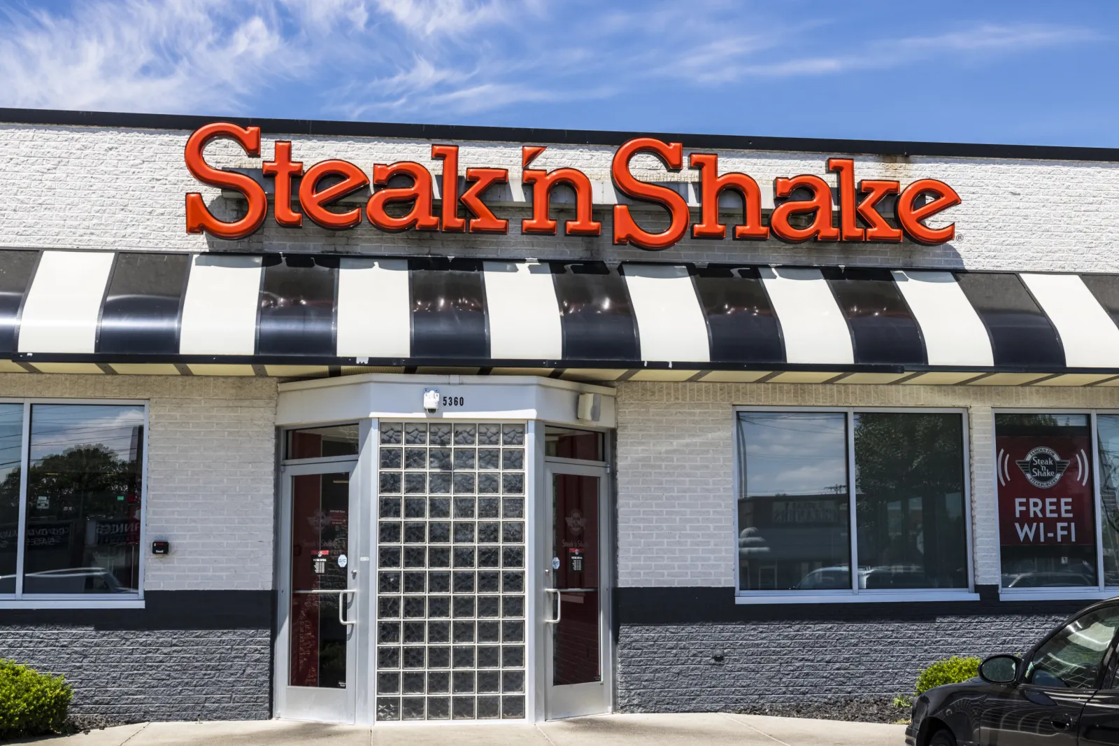 Steak ‘n Shake Announces Major Change to Fries in RFK Jr.–Backed Move