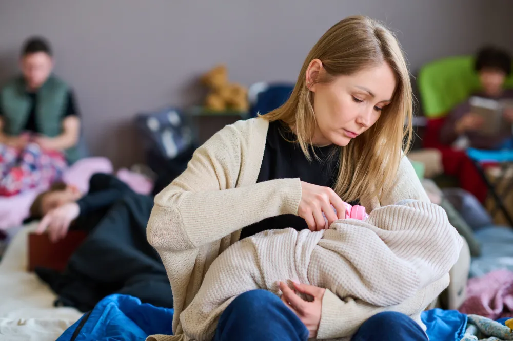 Woman Refusing to Help Sister Left Homeless After Giving Birth Backed ...