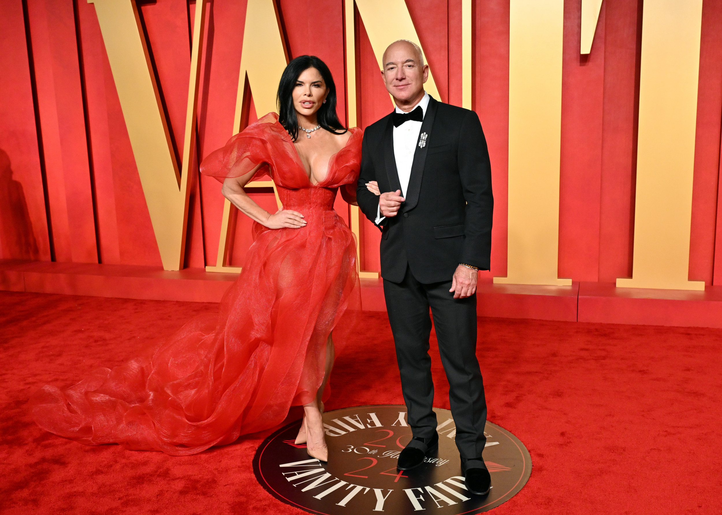 Jeff Bezos' Fiancée Lauren Sánchez's Most Memorable Outfits