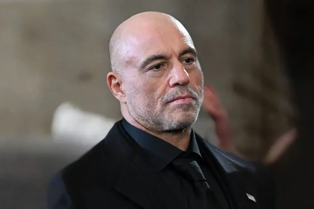Joe Rogan Donald Trump Inauguration Ball Photo Takes Off Online