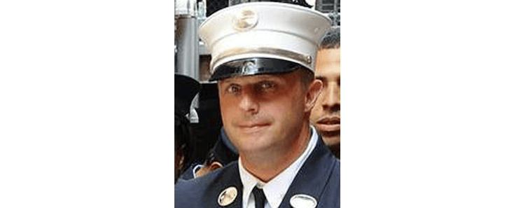 New York Firefighter Dies Battling High-Rise Blaze - Newsweek