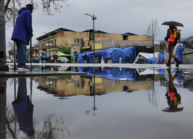Atmospheric River Set to Strike US: Heavy Rain and Snow Forecast - Newsweek