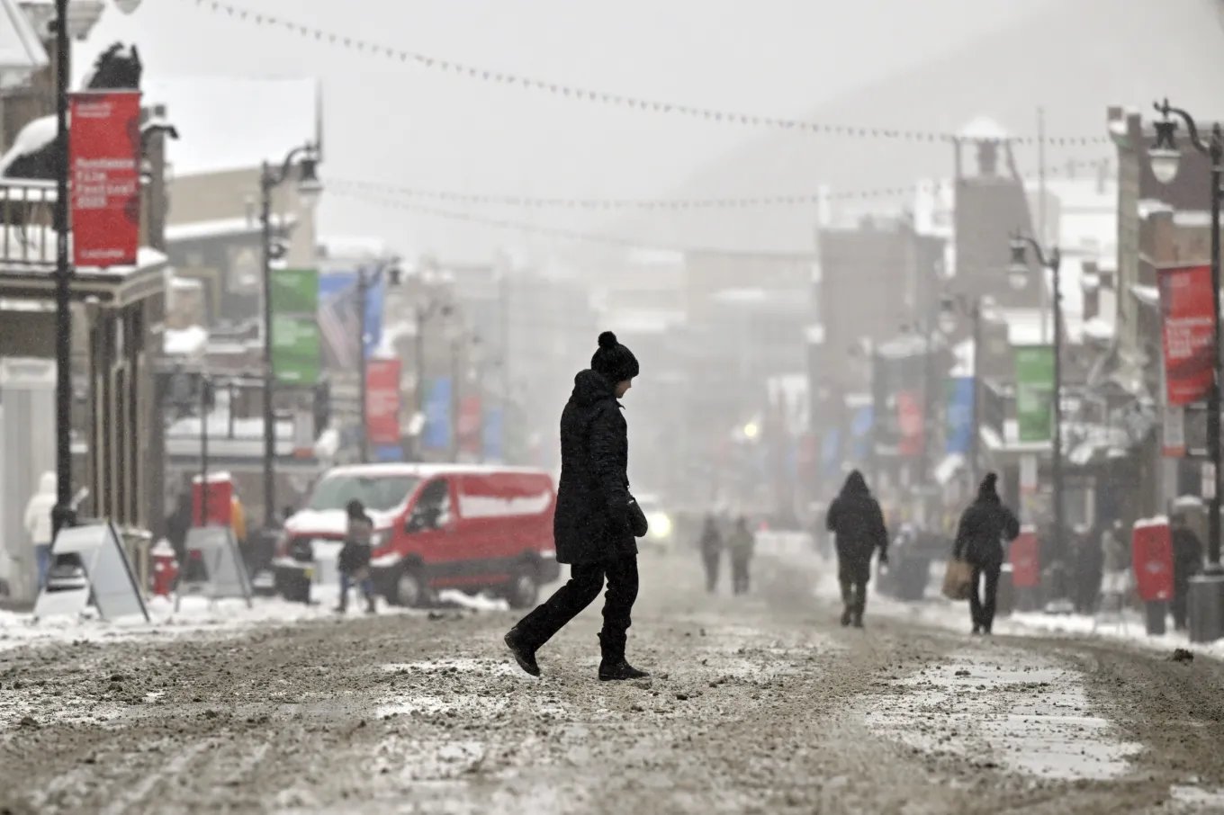 Winter Weather Warnings Issued for 12 States As 36 Inches of Snow To ...