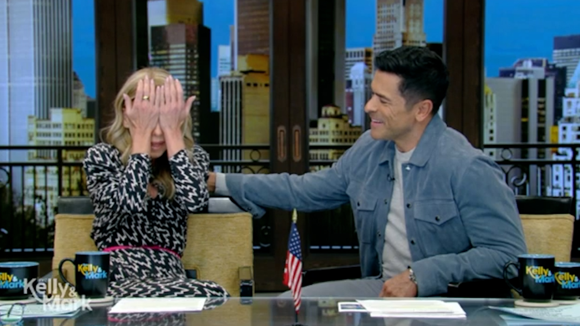 Kelly Ripa's Devastating Loss Left Her Crying Live on Air - Newsweek