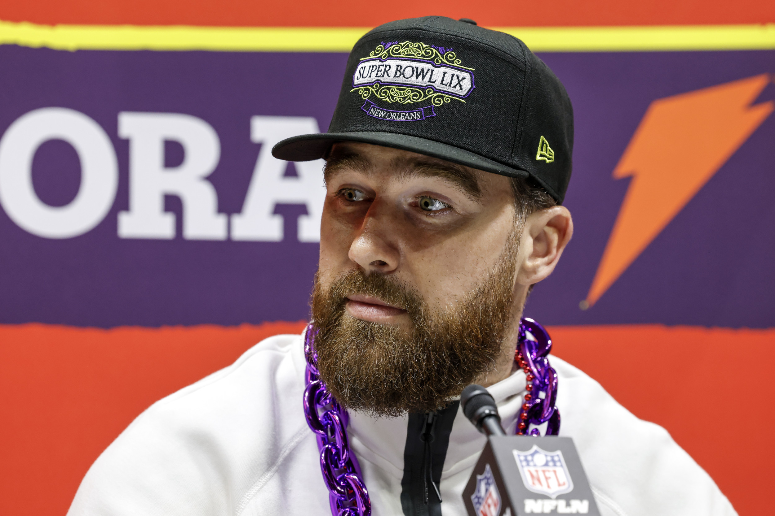 Travis Kelce's 1 Word Response When Asked About Kanye West - Newsweek