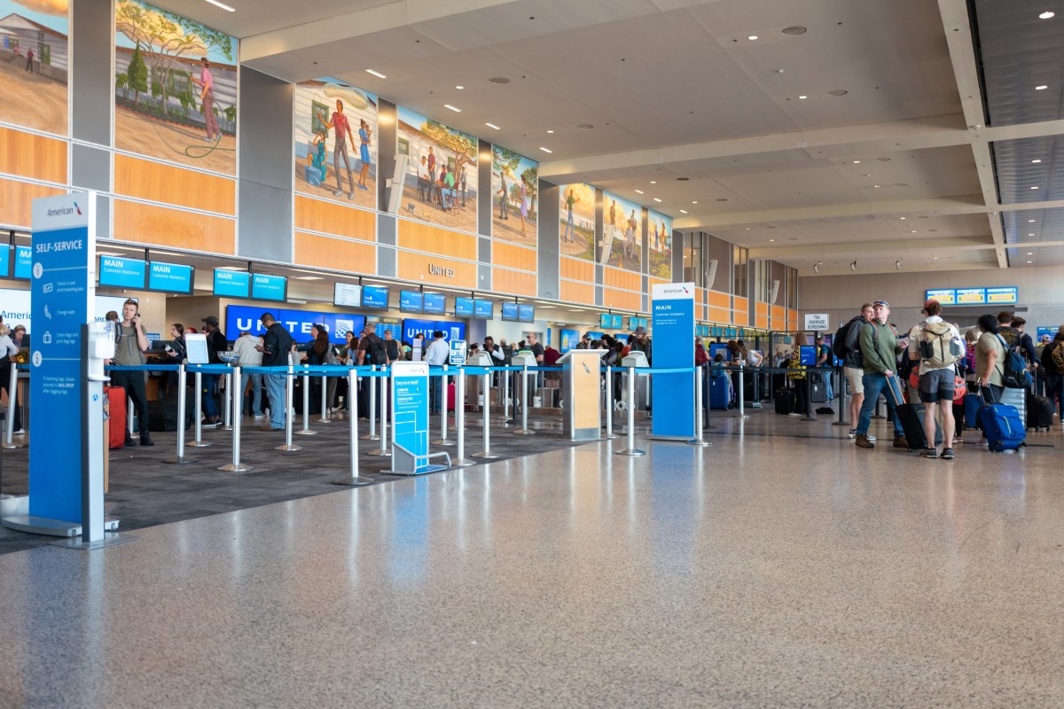 Shock at Why Woman Gets Confronted By TSA in Airport Bathroom: & 039;Reeling& 039; Shock at Why Woman Gets Confronted By TSA in Airport Bathroom: & 039;Reeling& 039;