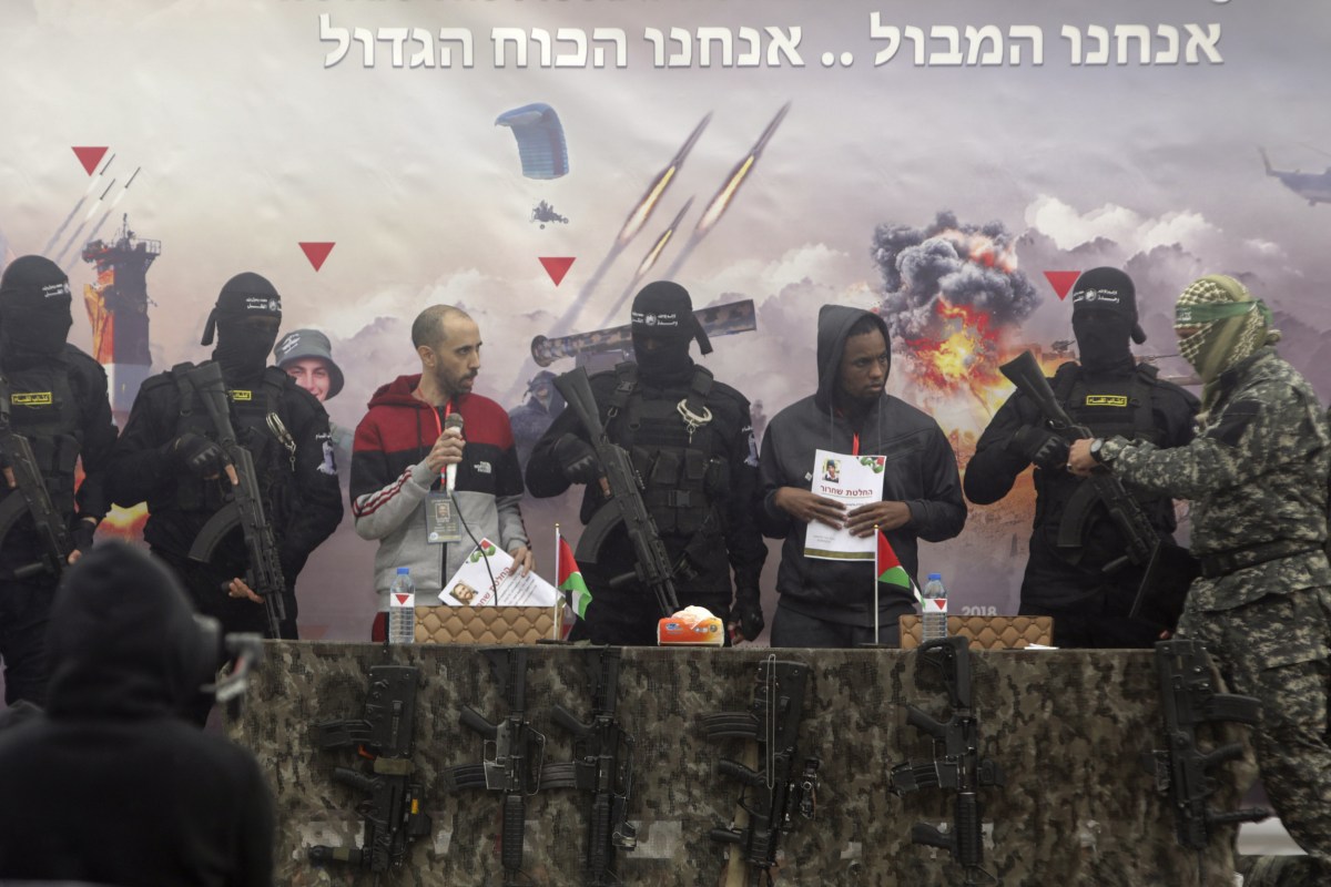 Hamas frees Israeli hostages in major ceasefire exchange