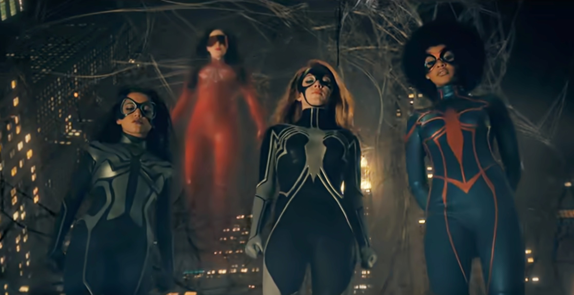 What Ben Affleck Told 'Incredible' Jennifer Lopez as They Reunited at Kiss  of the Spider Woman Premiere, image size:2233x1150