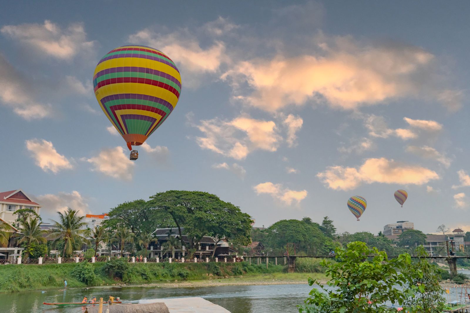 Hot Air Balloon Landing Goes Viral As It Crashes into Tree