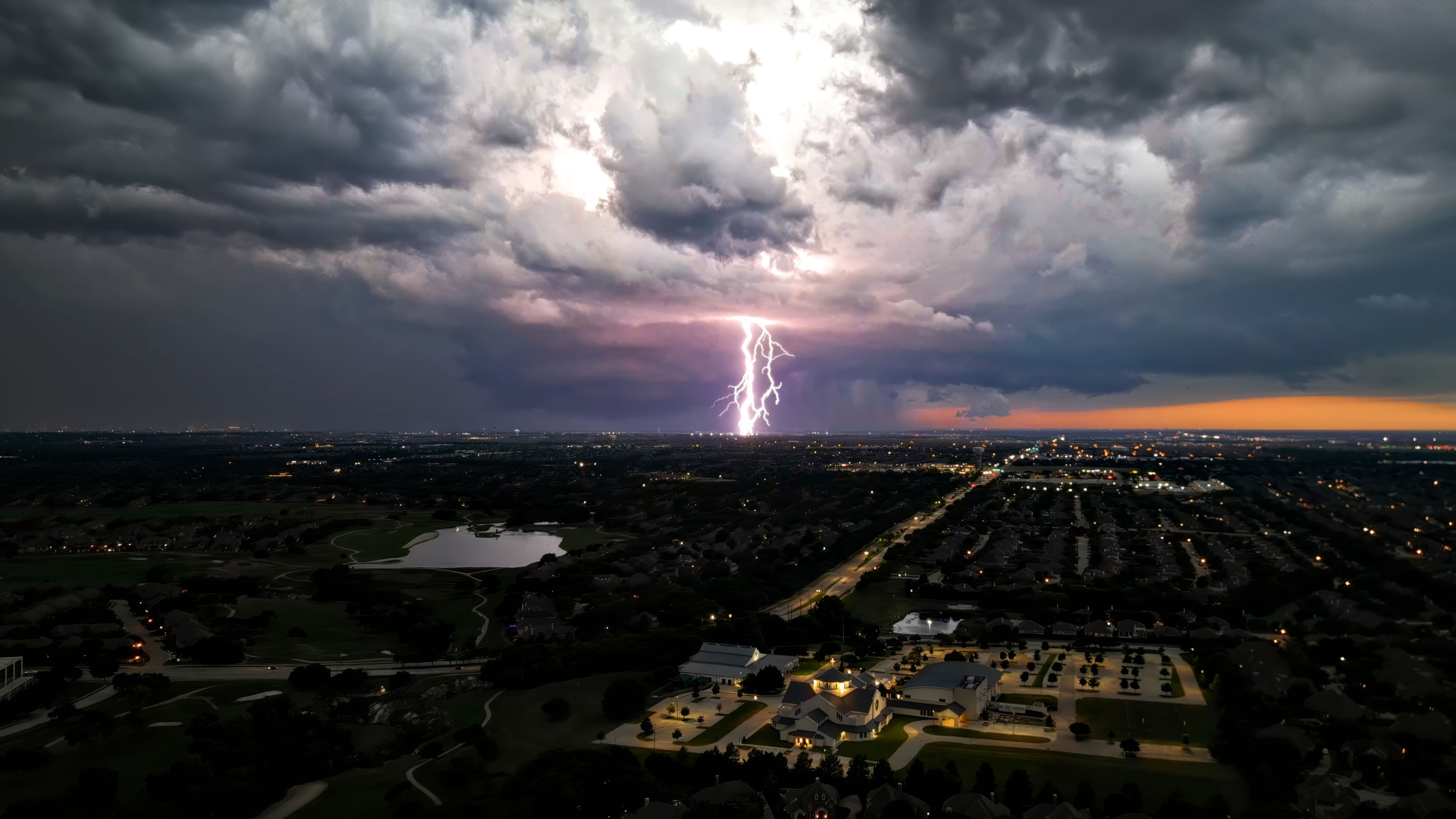 2599839-texas-storm.jpg?w=1200