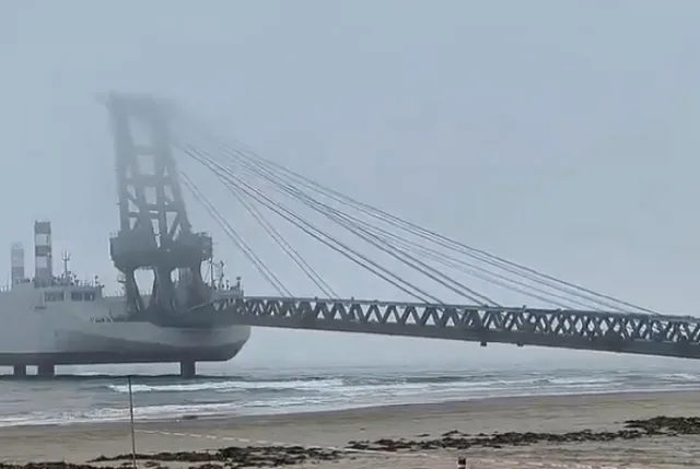 Navio de desembarque chinês